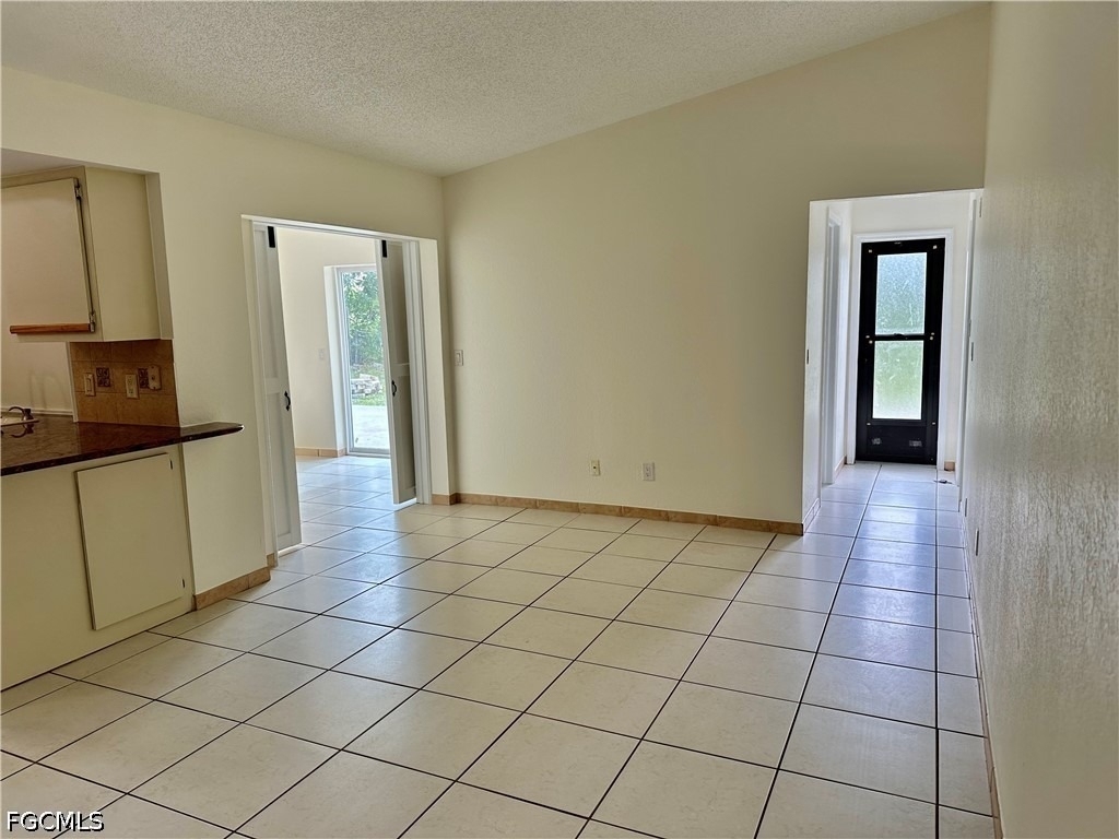 1902 Se 14th Street - Photo 10