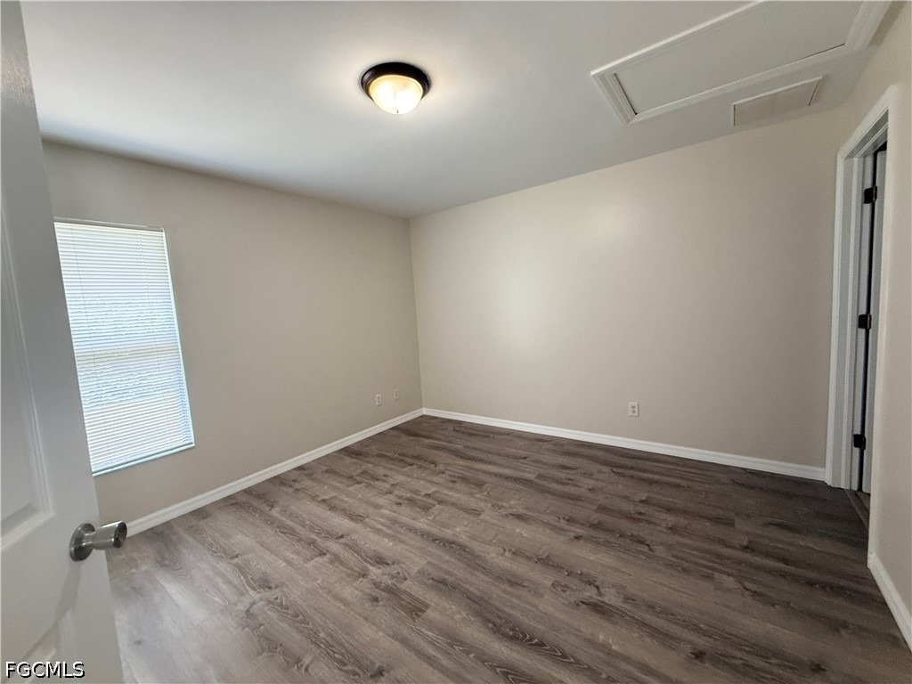 2508 Martin Avenue - Photo 5