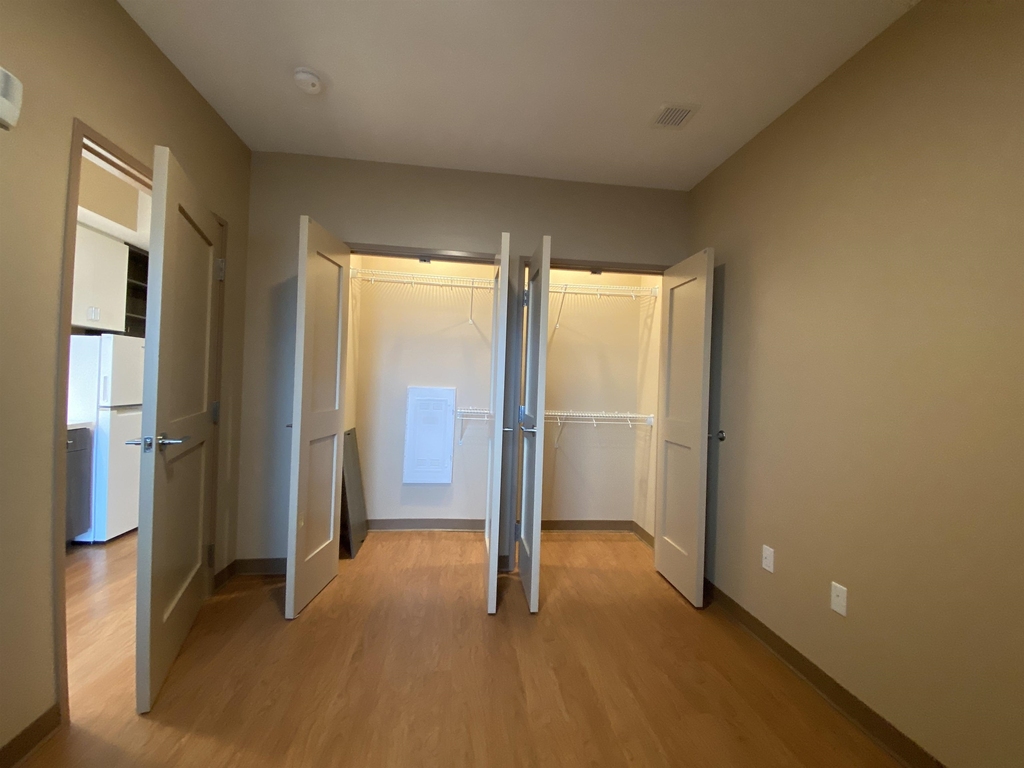 83 Hanover - Photo 43
