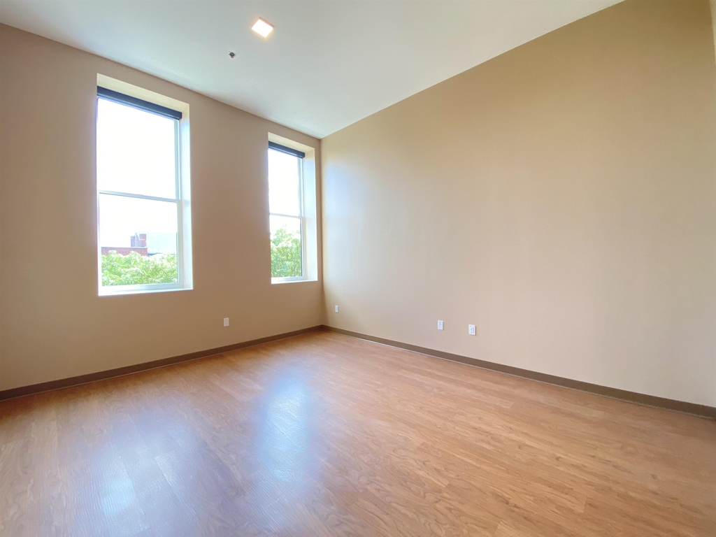 83 Hanover - Photo 27