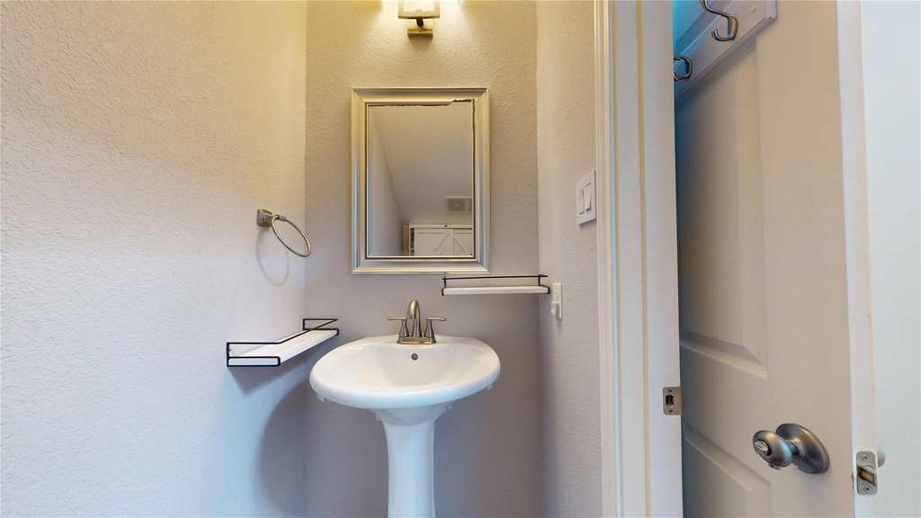 1214 Sand Pines - Photo 40