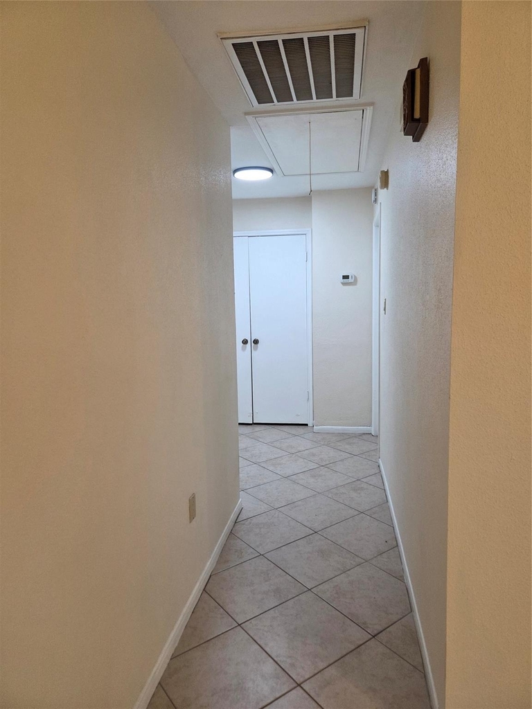 15214 Beechnut Street - Photo 5