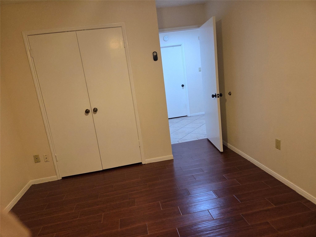 15214 Beechnut Street - Photo 7