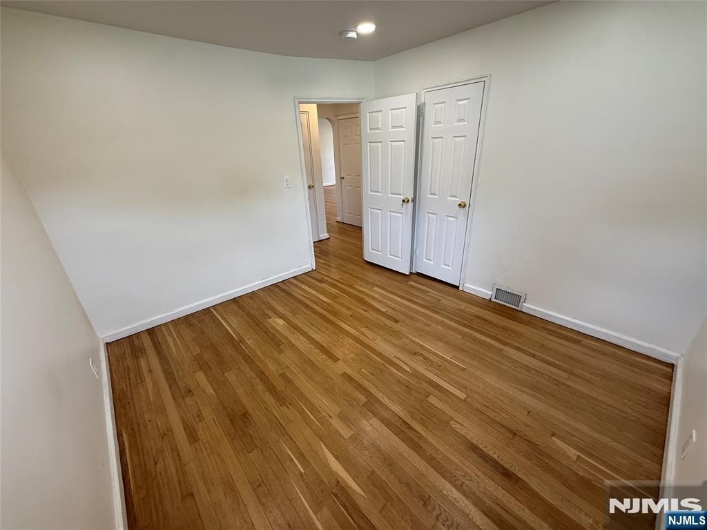 987 Pleasant - Photo 8