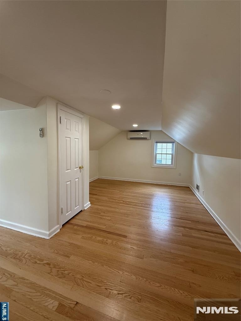 987 Pleasant - Photo 6