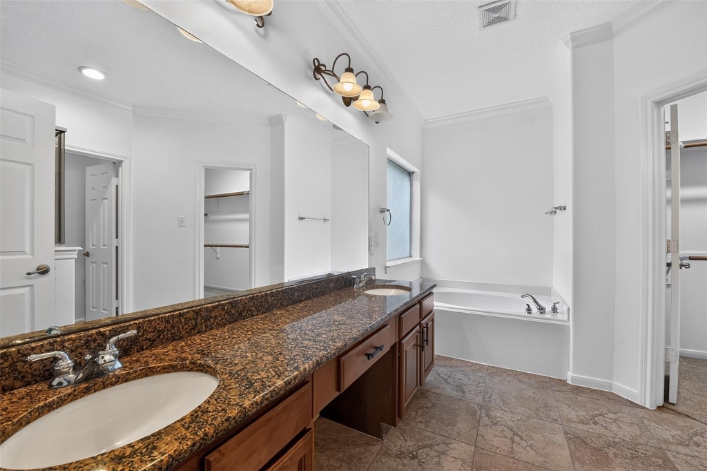 3 W Archwyck Circle - Photo 15