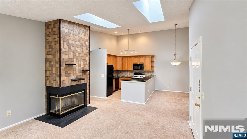 898 Tuliptree - Photo 1