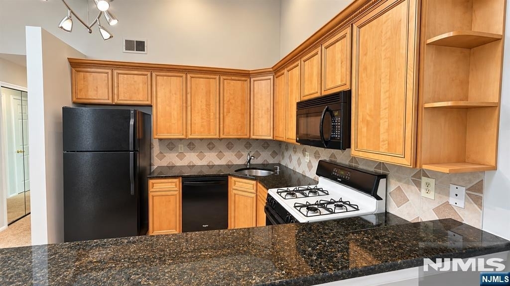 898 Tuliptree - Photo 5