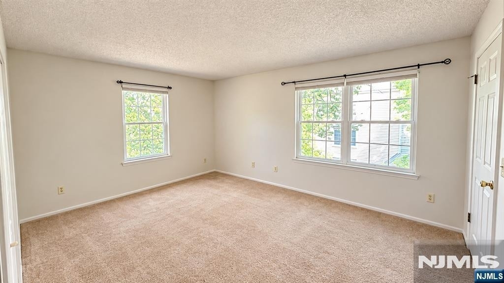 898 Tuliptree - Photo 14