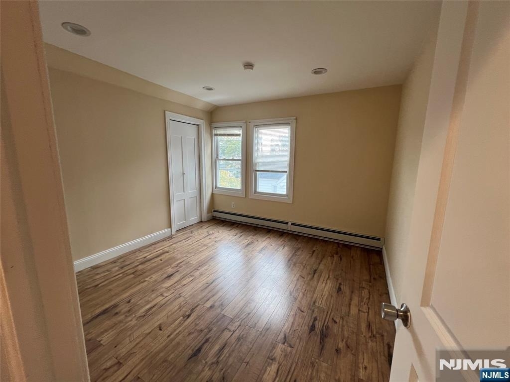 225-233 Argyle - Photo 8