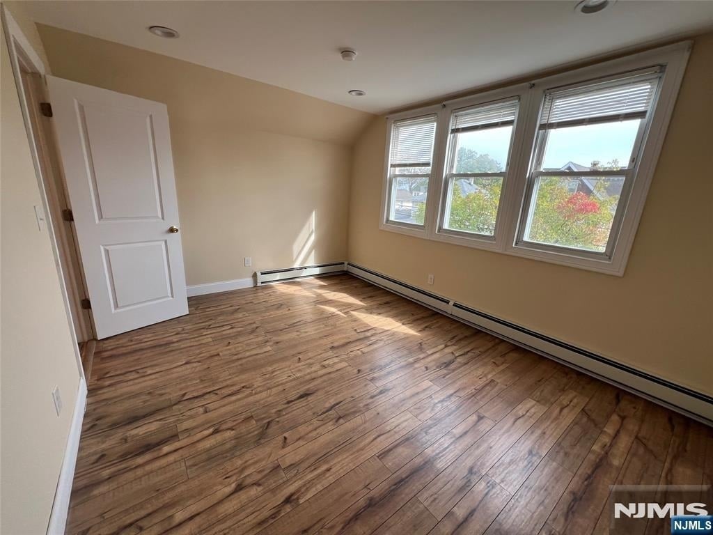 225-233 Argyle - Photo 6