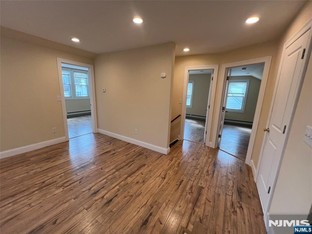 225-233 Argyle - Photo 5