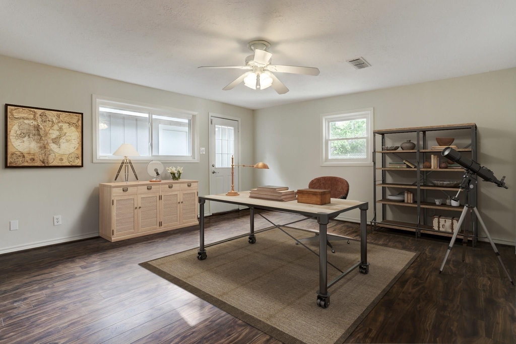 9402 Bevlyn Drive - Photo 4