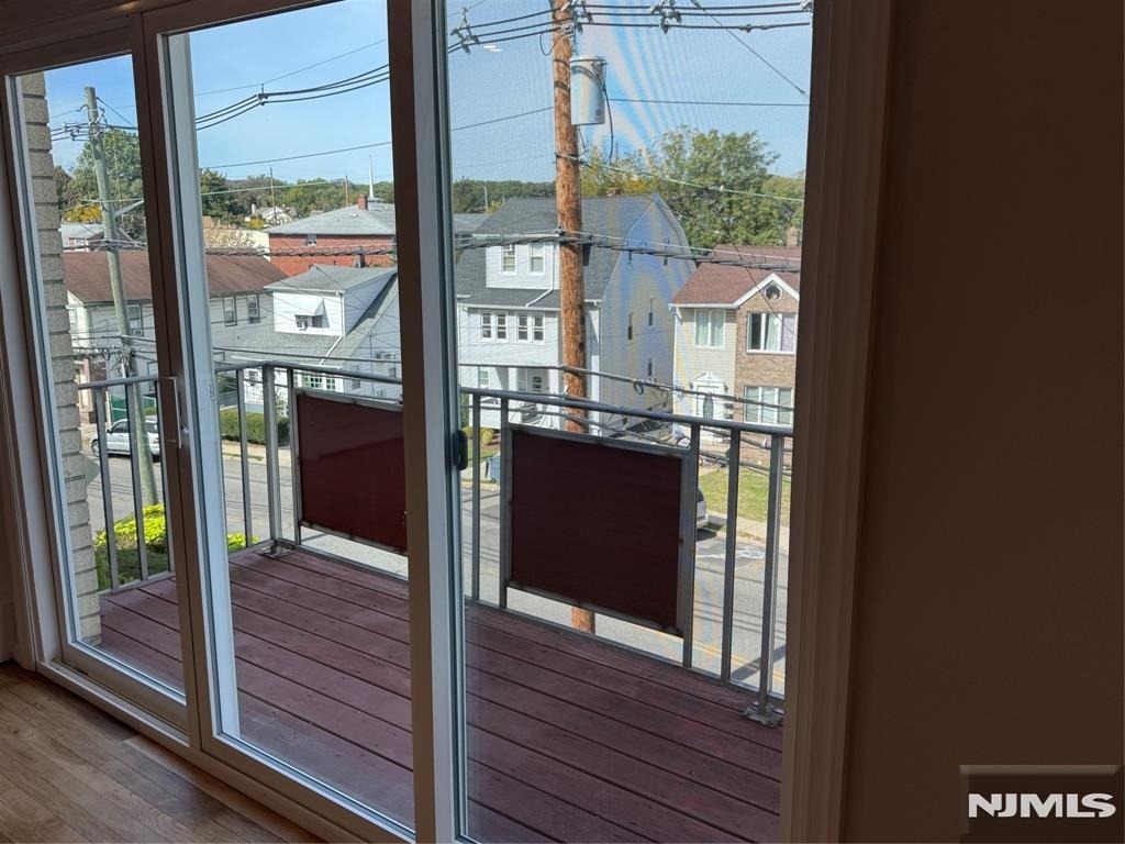 288 Hoover - Photo 6