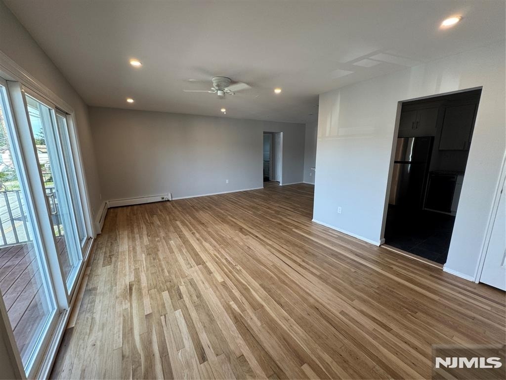 288 Hoover - Photo 3
