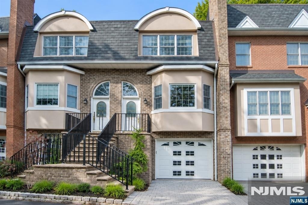 116 Stonegate - Photo 0