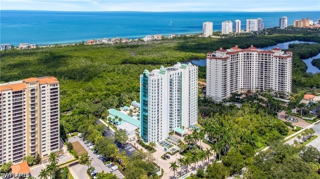 7515 Pelican Bay Boulevard - Photo 37