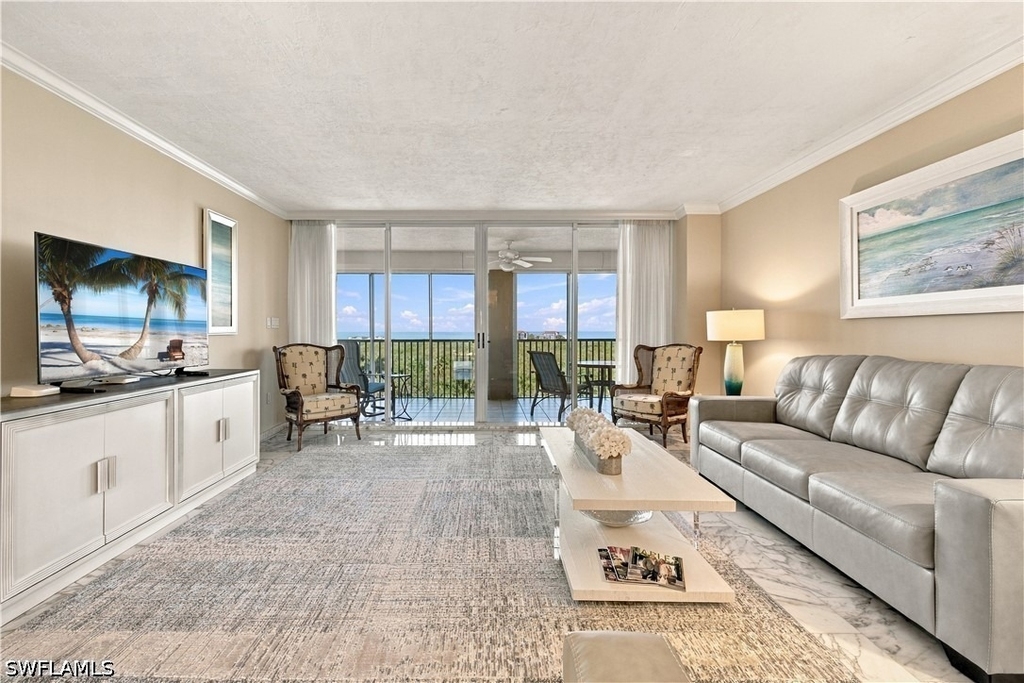 7515 Pelican Bay Boulevard - Photo 4