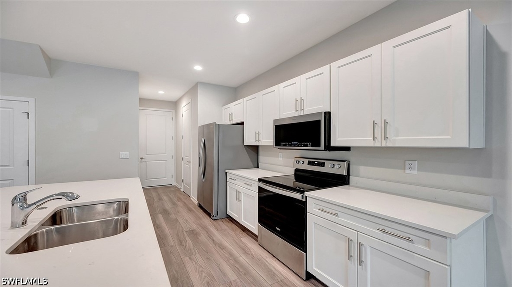 12965 Pembroke Drive - Photo 5