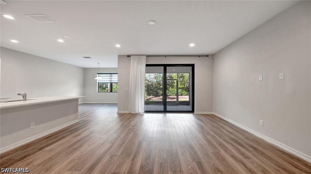 12965 Pembroke Drive - Photo 3