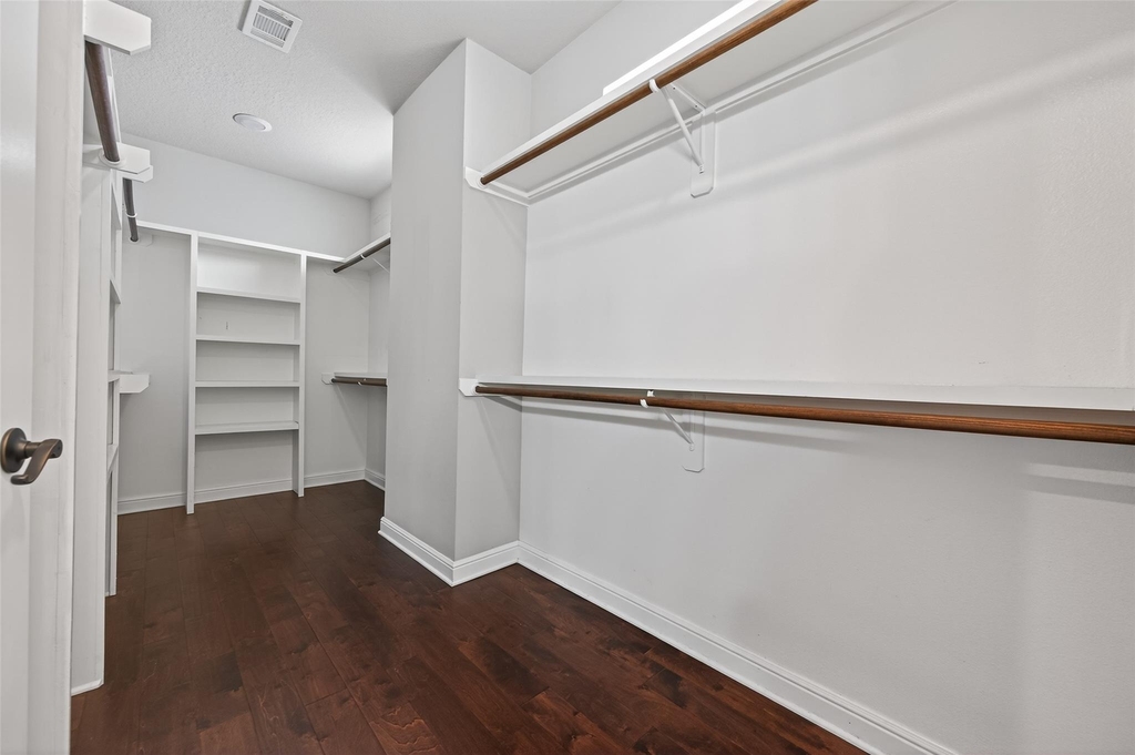 1429 W 21st Street - Photo 19