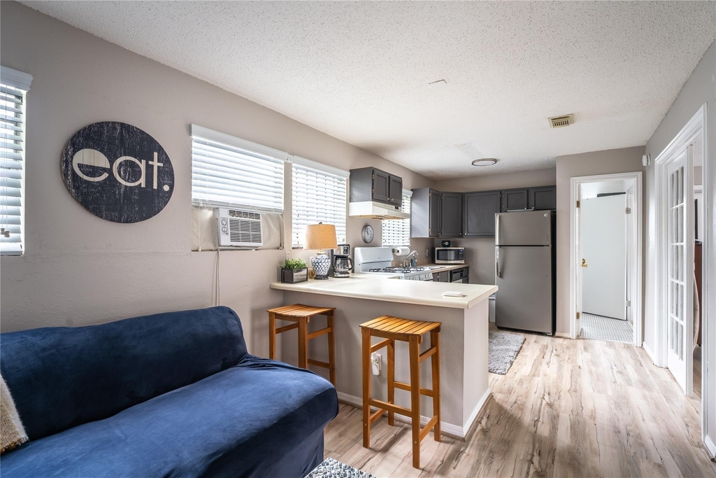 3019 Prospect Street - Photo 4