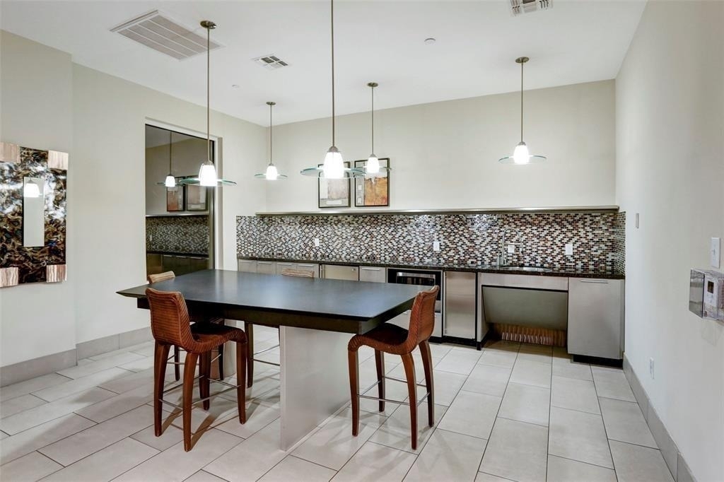 300 St Joseph Parkway - Photo 23