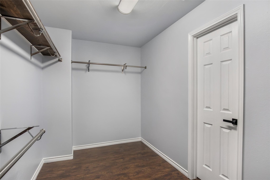 639 Trail Springs Court - Photo 26
