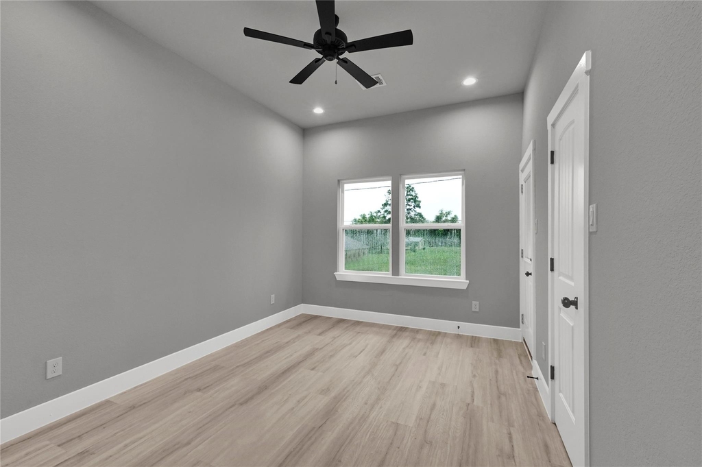 7415 Hezekiah Ln - Photo 14