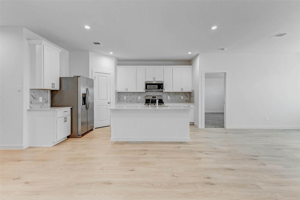 30307 Lighthouse Bluff Lane - Photo 9
