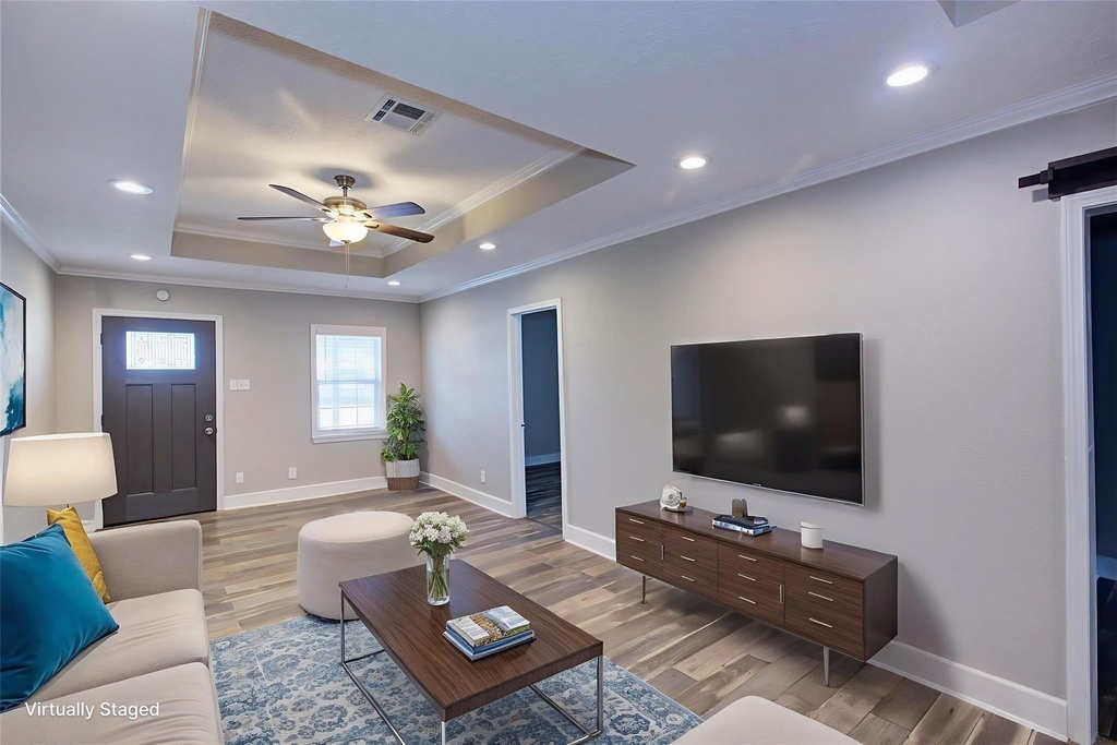 4220 Delhi Street - Photo 1