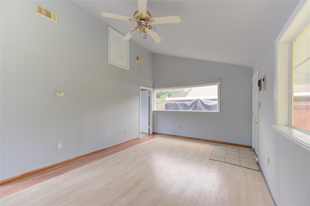 10717 Pillot Street - Photo 4