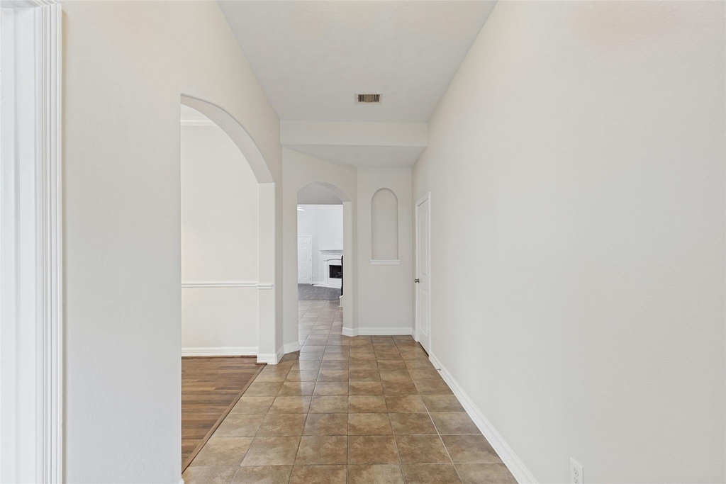 3318 Hardley Meadow Court - Photo 3