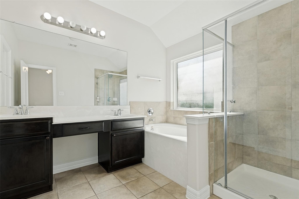 3318 Hardley Meadow Court - Photo 17