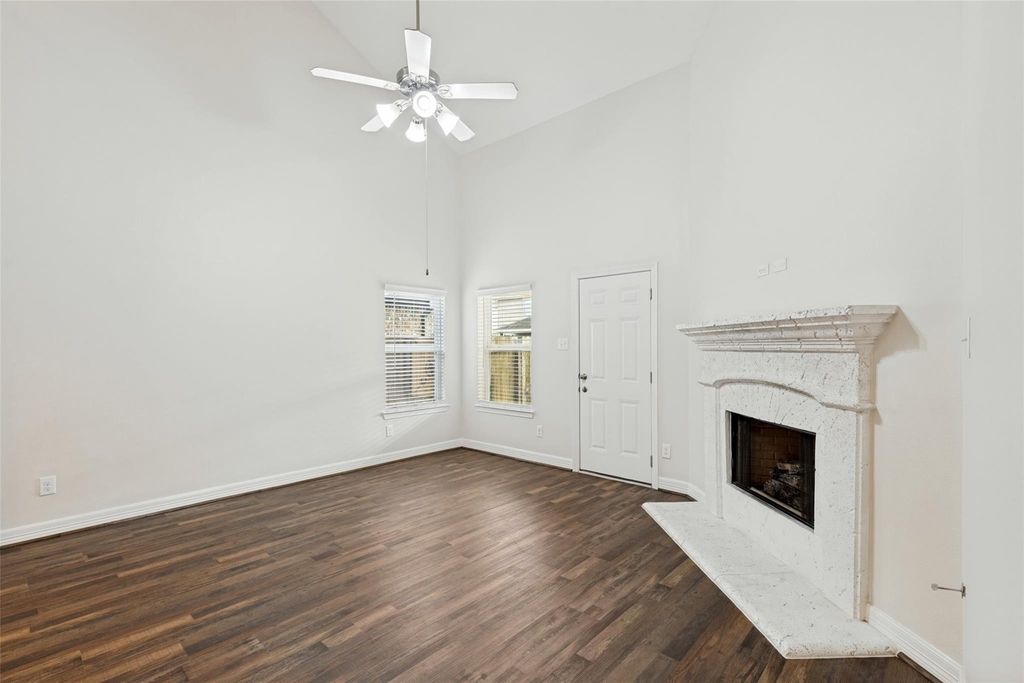 3318 Hardley Meadow Court - Photo 7