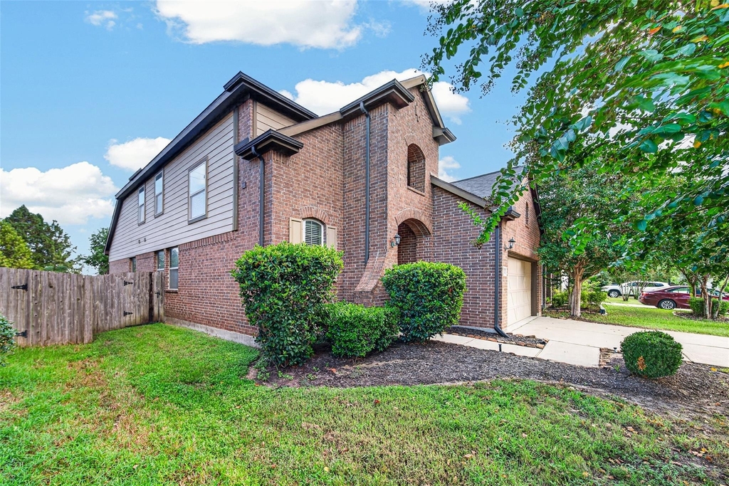 25002 Blue Mountain Park Lane - Photo 1
