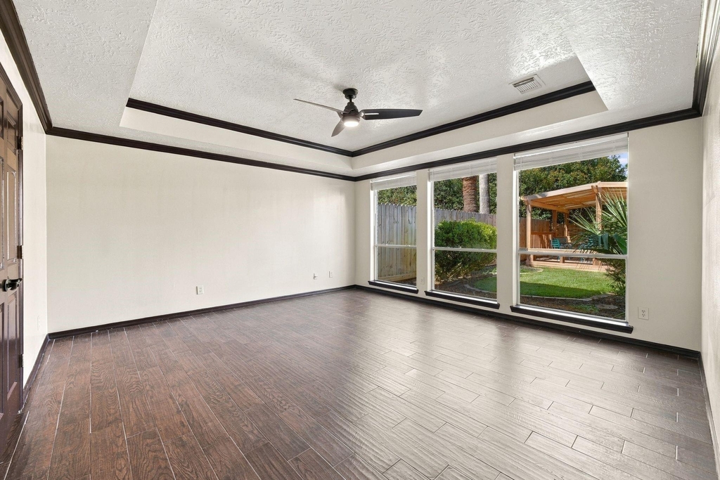 201 Lago Vista Street - Photo 13