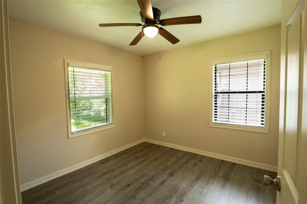 8535 Dillon Street - Photo 15