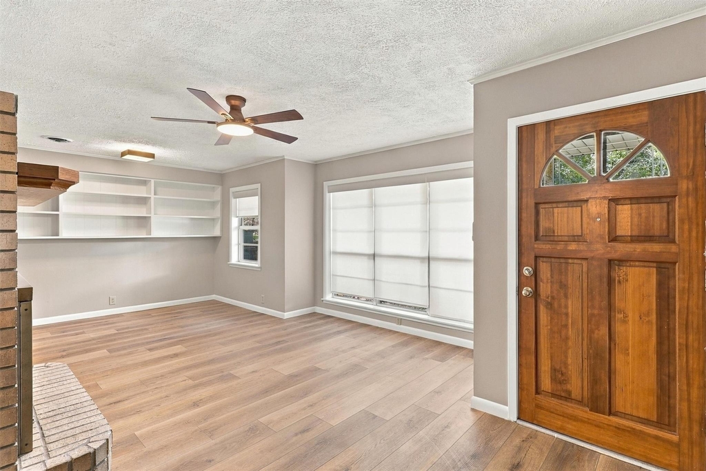 1335 Kathy Avenue - Photo 3