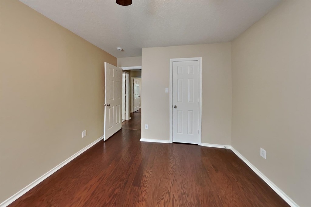 7034 Atasca Creek Drive - Photo 15