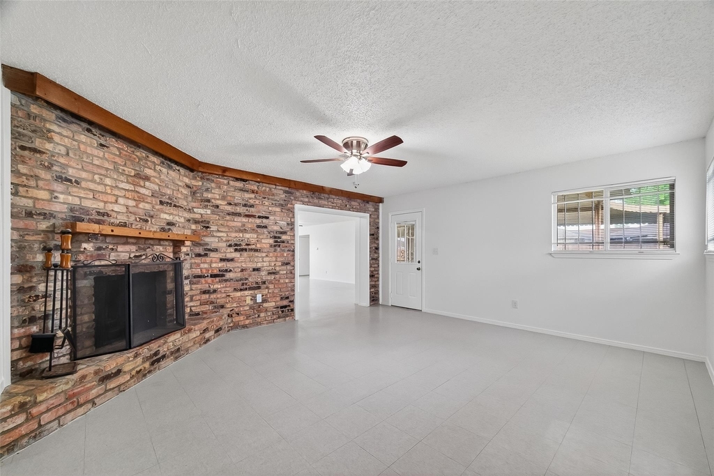 15022 Chipman Lane - Photo 12