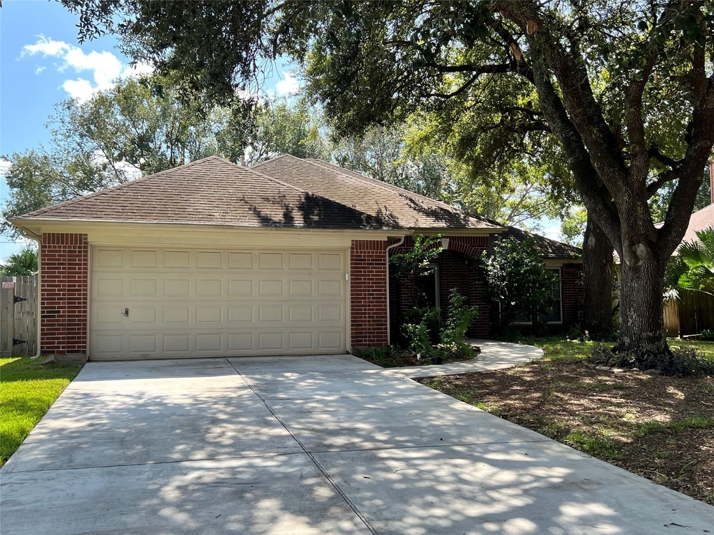 2005 Dawn Crest Court - Photo 1