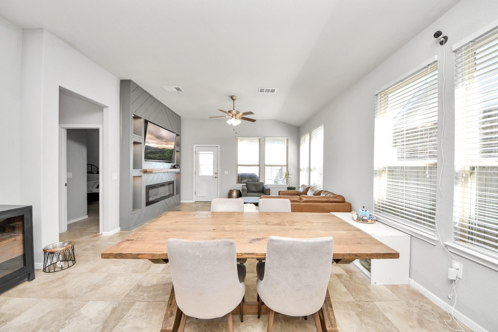 24546 Royal Pike Drive - Photo 11