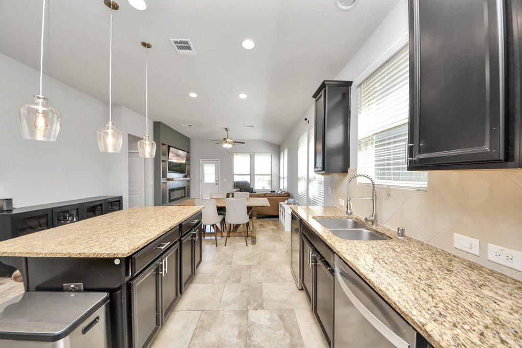 24546 Royal Pike Drive - Photo 9