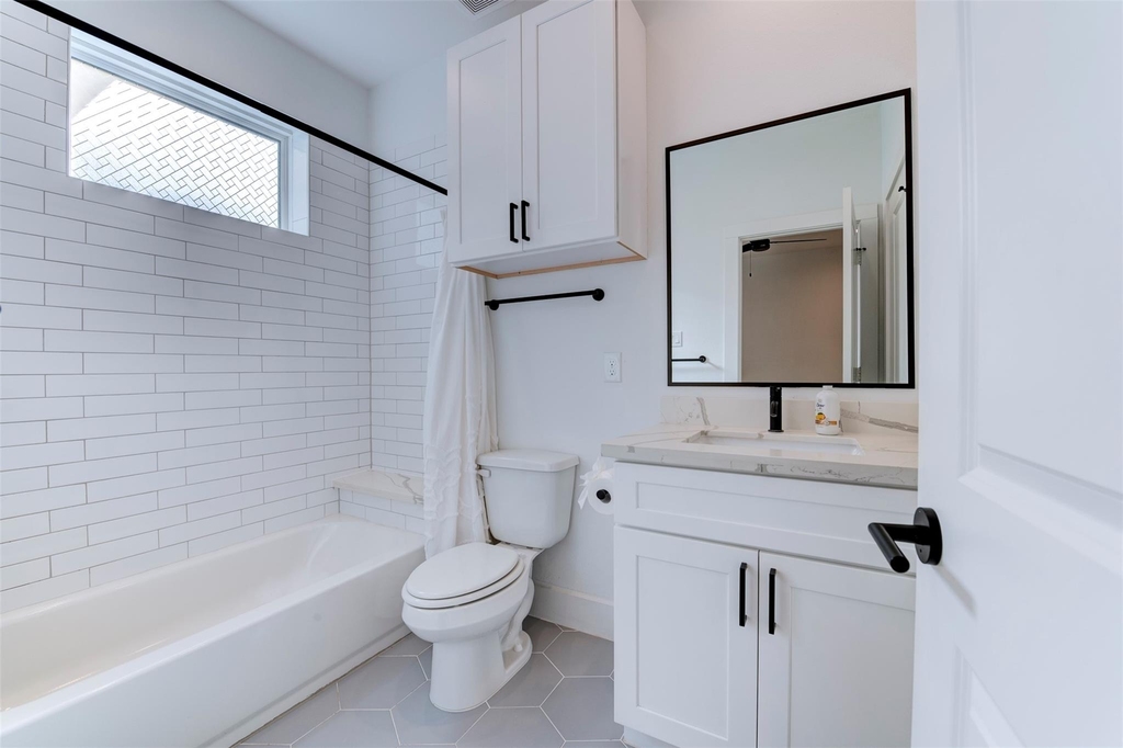 10910 Fire Creek Drive - Photo 8