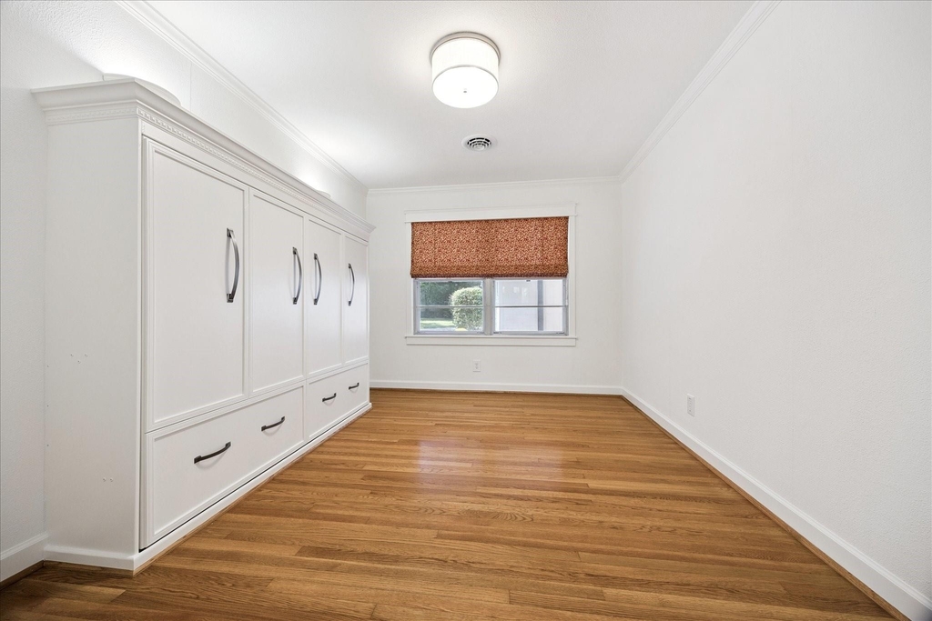 3227 Castlewood Street - Photo 8