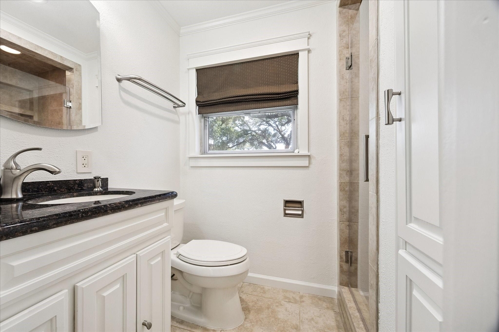 3227 Castlewood Street - Photo 5