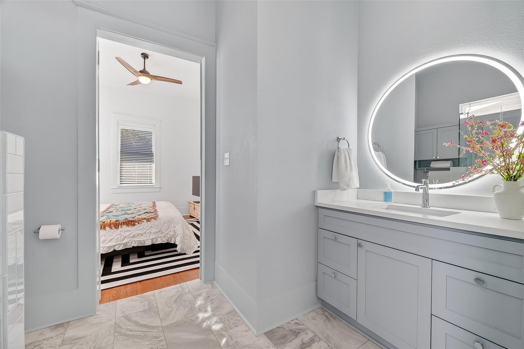 2015 28th St - Photo 6