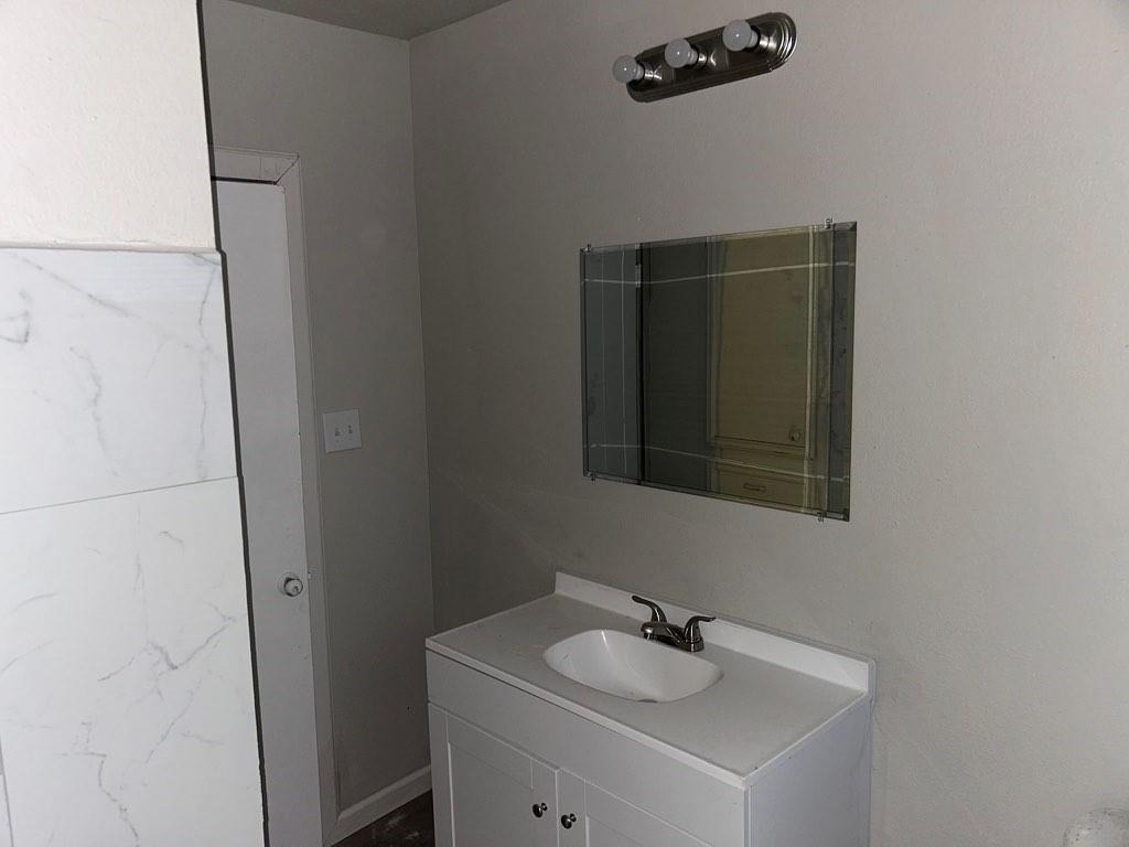 3155 Roberts Street - Photo 14