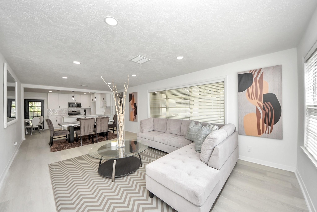 9610 Westview Drive - Photo 18